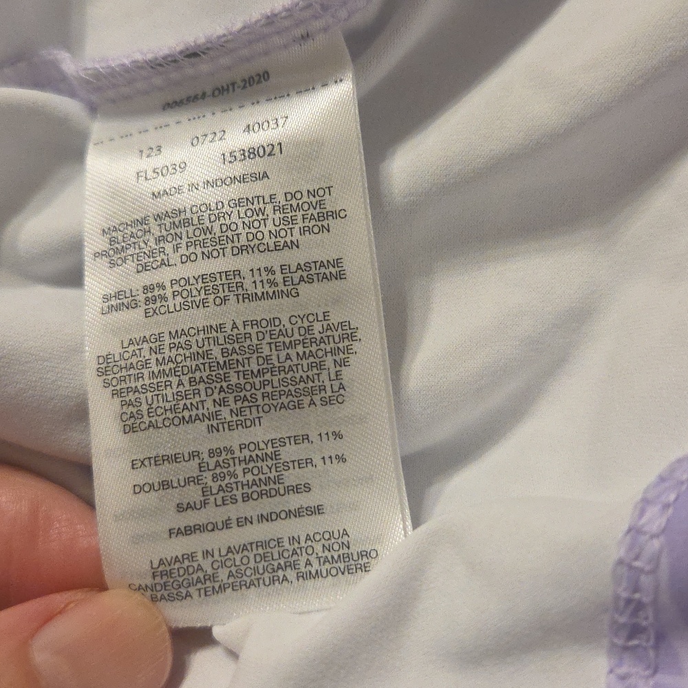 Columbia Dress In A Pretty Lavendar Colored Print. Great Condition! Size Medium. - Picture 8 of 10